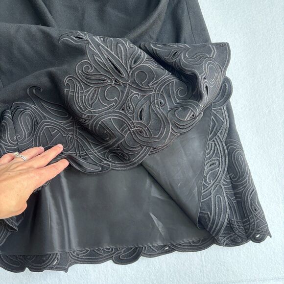Talbots VTG Embroidered Wool Knee Length Skirt Women's 12 Black Scalloped Lined - Picture 4 of 6